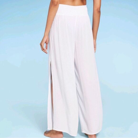 Shade & Shore White Smocked Waist Side Slit Cover-Up Pants | Large | Swim - Picture 3 of 10